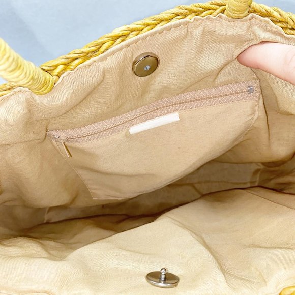 Tribal Basket Bag Black Tan Yellow Made of Corn Husk - Picture 11 of 11